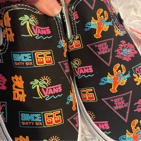 Rare Vans Market Black/ Neon Slip On seafood lobster Chinese characters sneakers - Picture 5 of 10